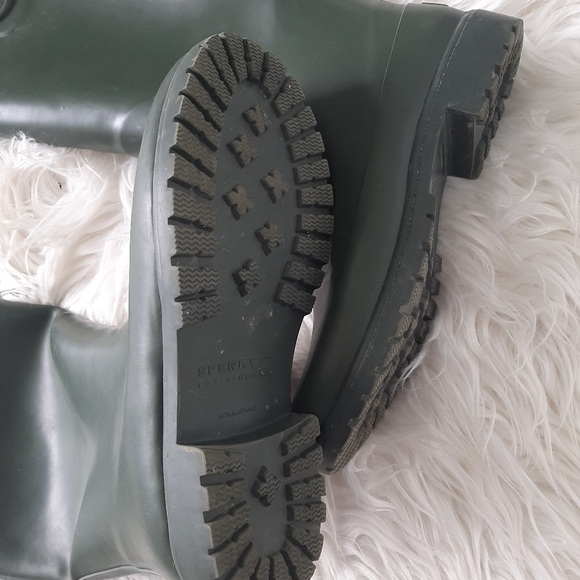 Sperry boots sz 6 - Picture 3 of 4